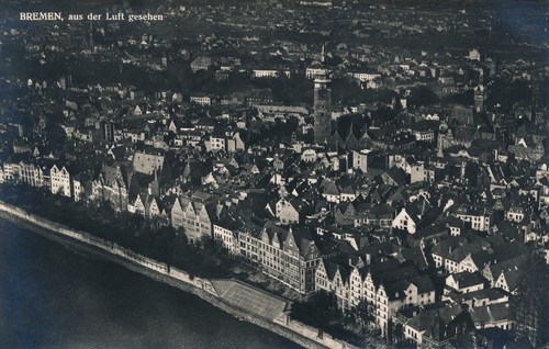 Bremen aus der luft - s/w,